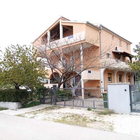 ביוגראד נה מורו Apartments Vanja Skara Biograd מראה חיצוני תמונה