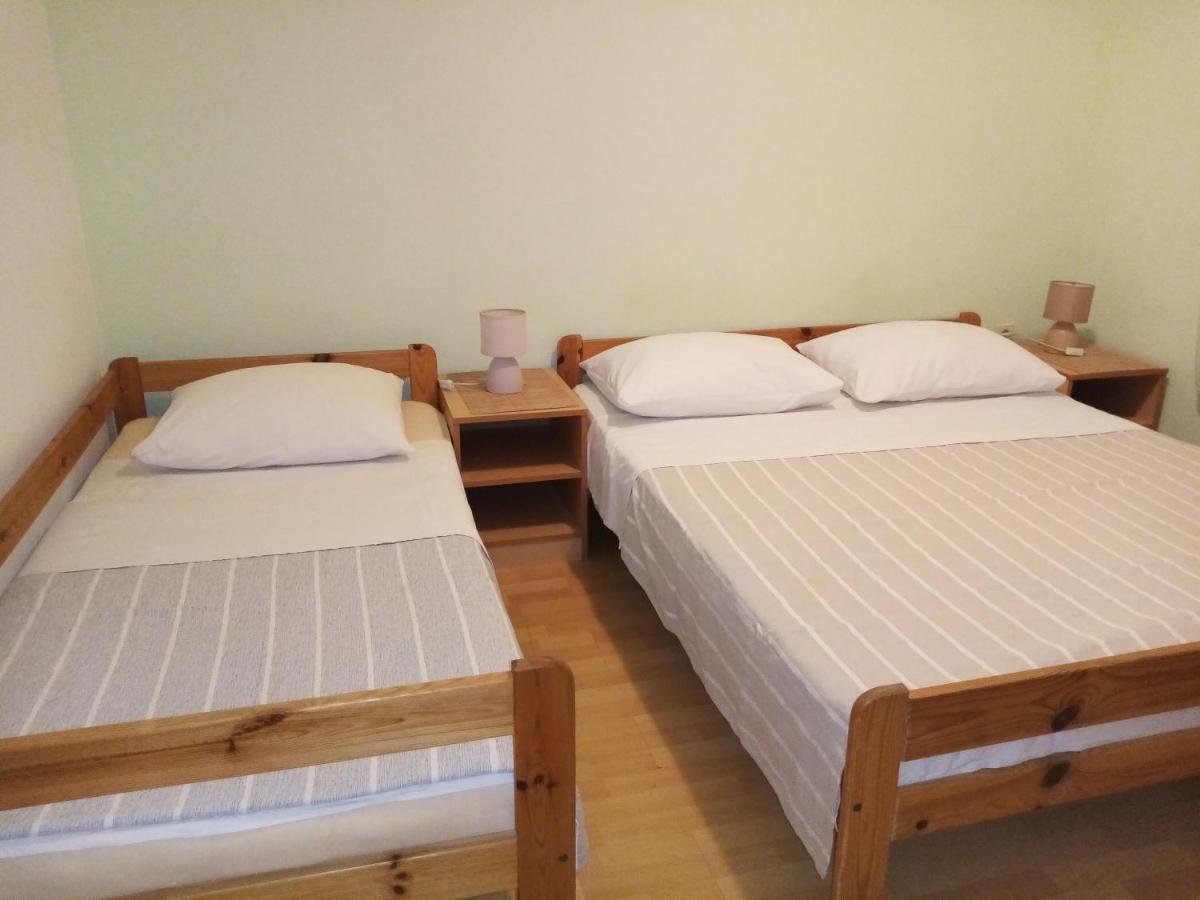 ביוגראד נה מורו Apartments Vanja Skara Biograd מראה חיצוני תמונה