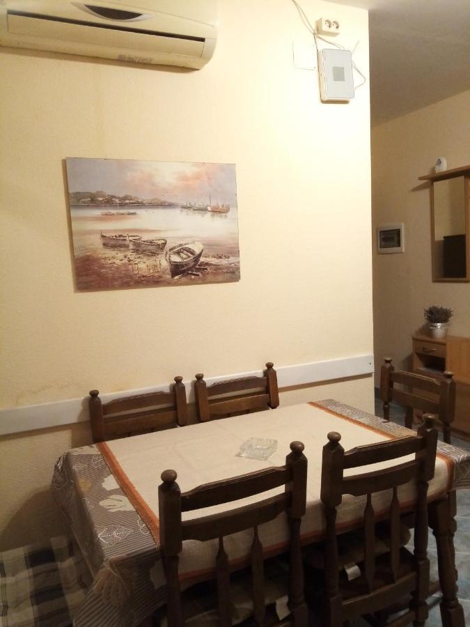 ביוגראד נה מורו Apartments Vanja Skara Biograd מראה חיצוני תמונה
