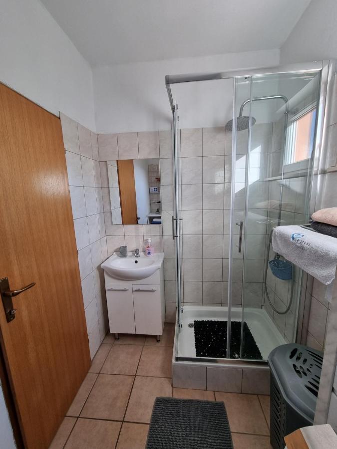 ביוגראד נה מורו Apartments Vanja Skara Biograd מראה חיצוני תמונה